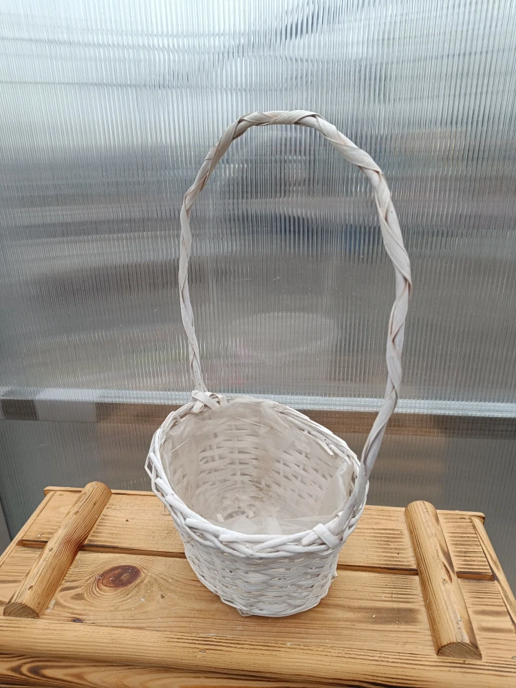 Proutěný košík - bílý 27x20x44cm