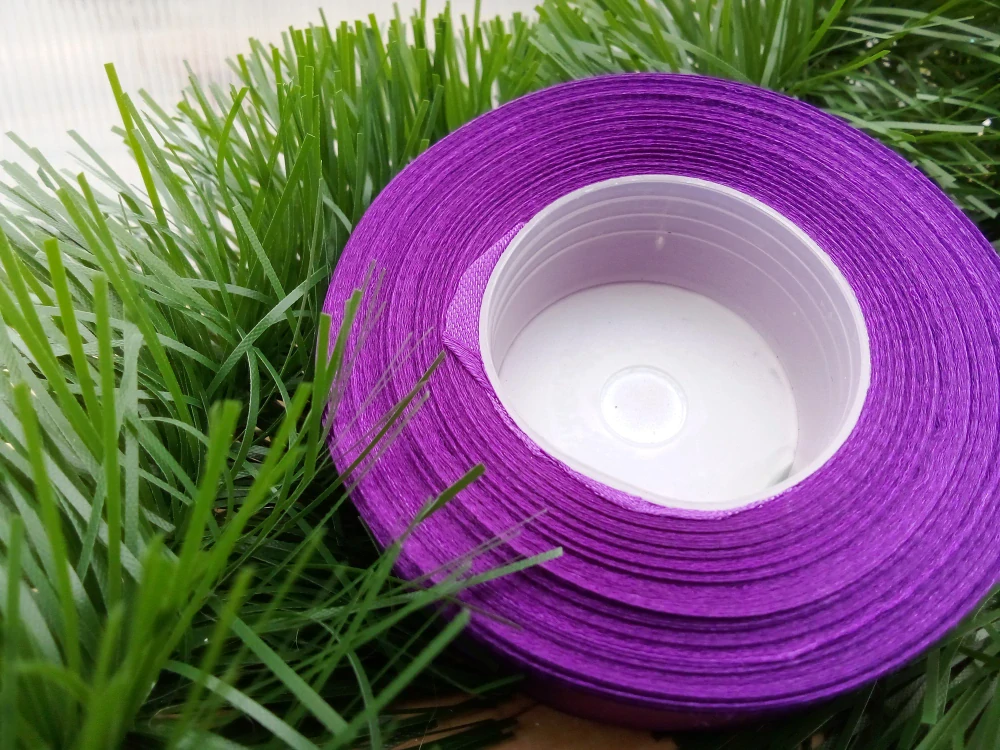 Dekorační stuha saténová - tmavě fialová 25mm x 35m