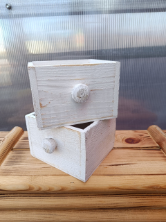 Dřevěný dekorační truhlík - šuplík bílý 16x14cm