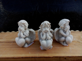 Andělíček - sádrová figurka v.6cm šedá