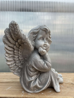 Andělíček - sádrová figurka v.15cm šedá