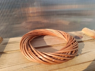 Ratanový věneček světlý 20cm