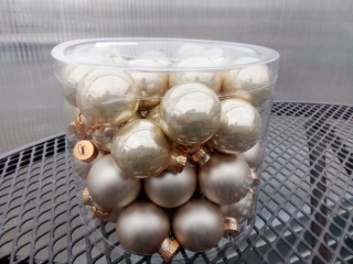 Vánoční dekorace - Koule mix Gold Champagne - 3cm - cca45ks/bal