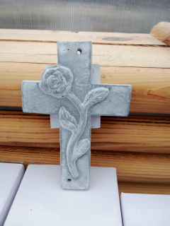 Kříž sádrová figurka v.12cm šedá
