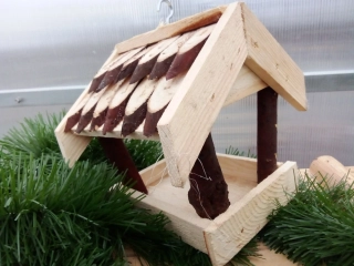 Dřevěná ptačí budka - krmítko 17x16x20